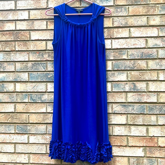 Cute summer dress with a really fun bottom - Picture 1 of 15